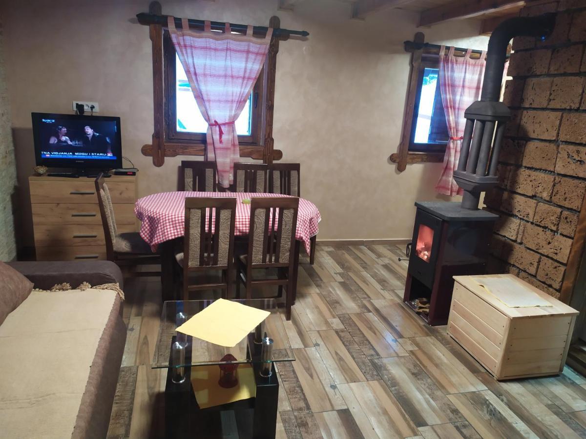 Vila Balerina ミトロバツ エクステリア 写真